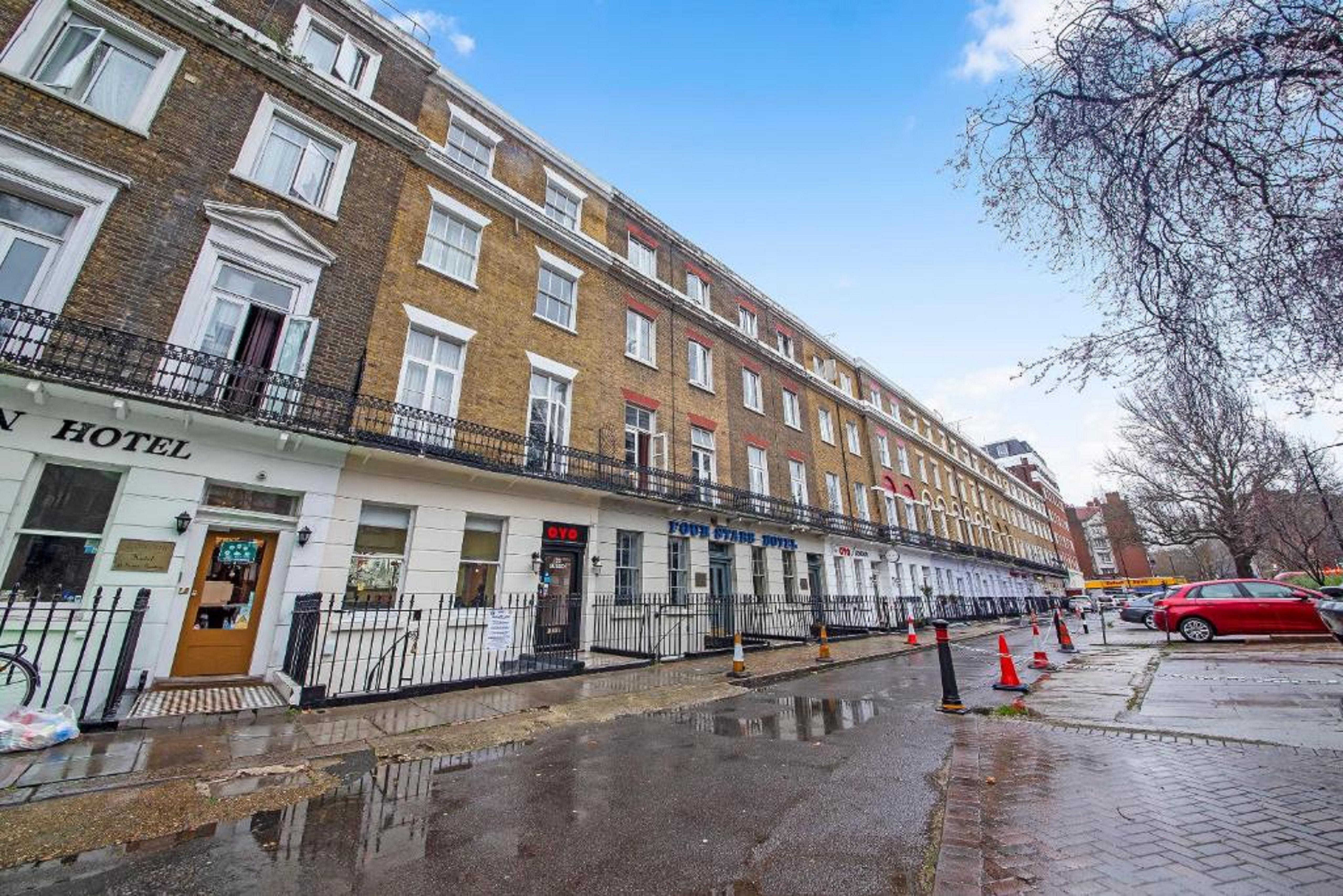 Oyo Townhouse 30 Sussex Hotel, Paddington Londra